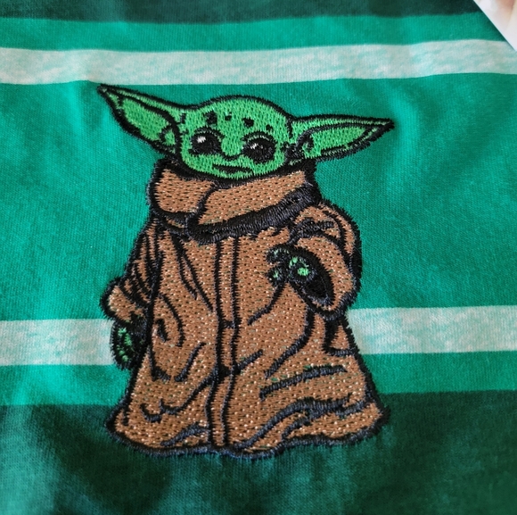 Grogu Tee ~ Medium - Picture 6 of 7